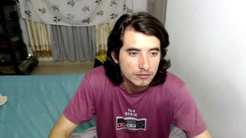 Snapshot of myke_xxx chatting on June 2026 01:19:01 AM mike online show from June 2026 01:19:01 AM