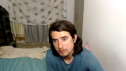 Snapshot of myke_xxx chatting on June 2026 02:00:01 AM mike online show from June 2026 02:00:01 AM