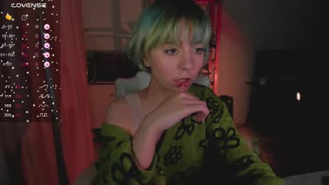 Snapshot of mylaweb chatting on April 2026 01:10:02 AM MylaFlores online show from April 2026 01:10:02 AM