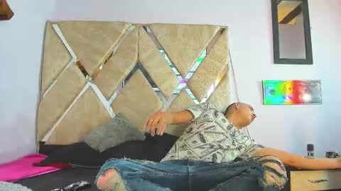 Snapshot of myluandjackhot chatting on November 2025 01:33:01 PM Myluandjack online show from November 2025 01:33:01 PM