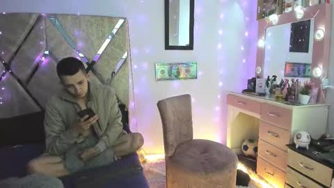 Snapshot of myluandjackhot chatting on November 2025 08:58:02 AM Myluandjack online show from November 2025 08:58:02 AM