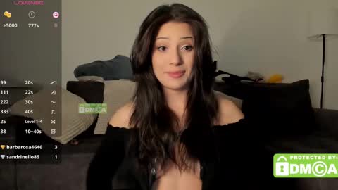 hey its Mel online show from February 2025 06:32:02 PM