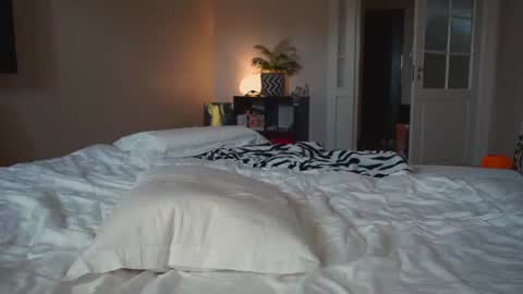 Snapshot of mynaughtynights chatting on July 2026 11:58:01 AM Sima online show from July 2026 11:58:01 AM