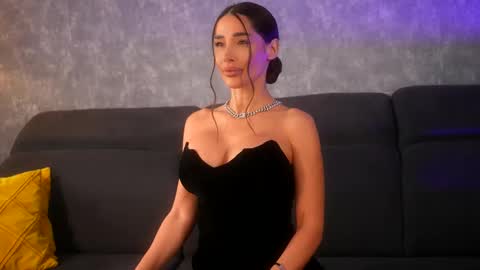 Miryam online show from March 2026 07:36:02 AM