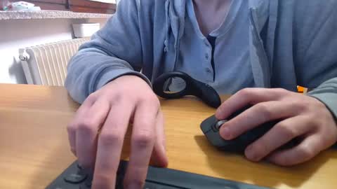 Snapshot of mysecr3tsins chatting on December 2024 05:00:01 PM Ben online show from December 2024 05:00:01 PM