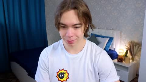 Snapshot of myshkek chatting on January 2025 01:20:01 AM Mickey online show from January 2025 01:20:01 AM