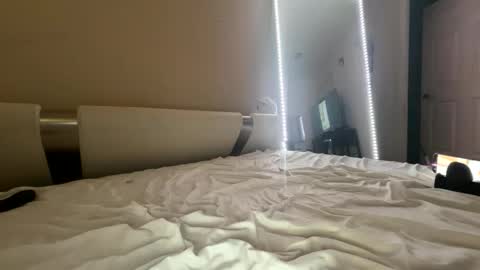 Soiwanttoummm online show from March 2026 04:37:01 PM