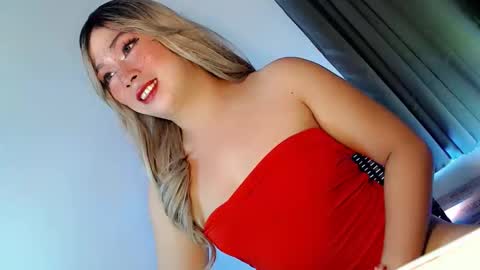 Snapshot of mysterious_kim chatting on November 2025 02:45:01 AM kimmy online show from November 2025 02:45:01 AM