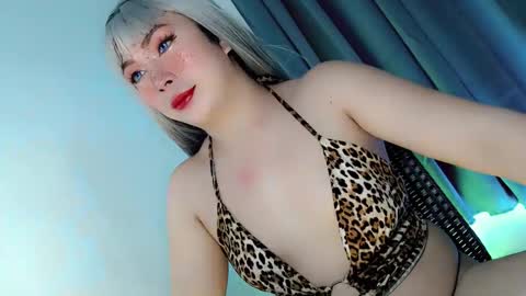 Snapshot of mysterious_kim chatting on December 2025 01:57:02 AM kimmy online show from December 2025 01:57:02 AM