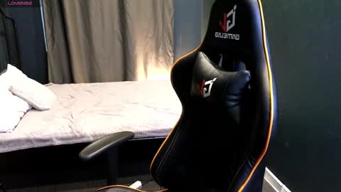 mystery_mary online show from November 2025 11:14:01 AM