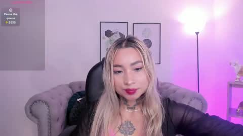 mystic_nova_ online show from March 2026 11:39:01 AM