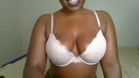 Snapshot of mystic_saucy chatting on September 2025 06:32:02 PM mystic_saucy online show from September 2025 06:32:02 PM