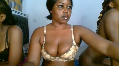Snapshot of mystic_saucy chatting on October 2025 05:33:01 PM mystic_saucy online show from October 2025 05:33:01 PM