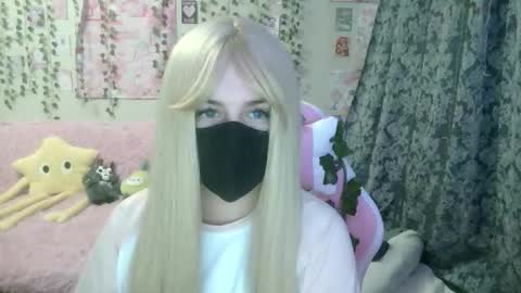 mysticyumiko online show from February 2026 05:52:01 PM