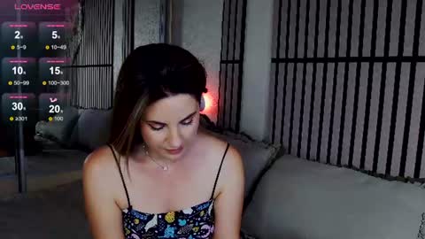 Snapshot of mystique_girl_ chatting on June 2026 08:14:01 PM Angeline online show from June 2026 08:14:01 PM