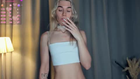 Olivia or just olive online show from November 2025 07:07:02 PM