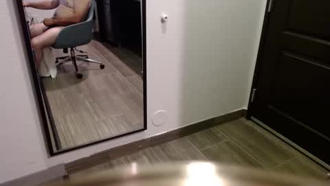 myyx online show from October 2025 11:09:01 AM