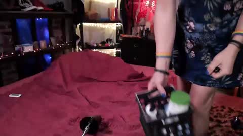 Jade Nyxxx online show from November 2025 07:03:02 AM