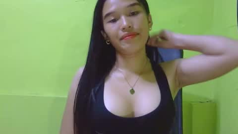 Snapshot of n3ssa chatting on November 2025 11:29:01 AM nessa online show from November 2025 11:29:01 AM