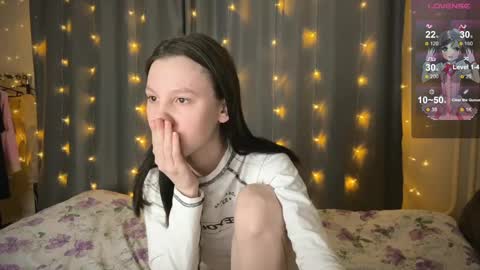 Vanessa and Julia  online show from February 2025 08:31:02 PM