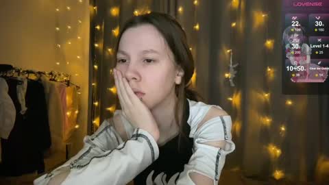 Vanessa and Julia  online show from February 2025 02:49:01 PM