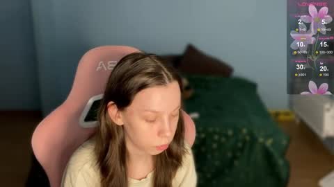 Vanessa and Julia  online show from December 2025 02:35:02 PM