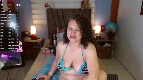 Snapshot of nadia_84 chatting on October 2025 12:27:01 PM nadia_84 online show from October 2025 12:27:01 PM