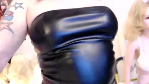 Nadia Vixen online show from May 2026 10:50:03 PM
