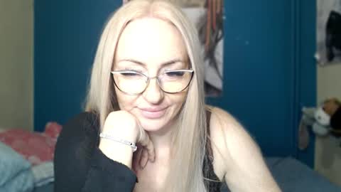 Snapshot of nadinnnea chatting on November 2025 10:26:02 AM nadinnnea online show from November 2025 10:26:02 AM