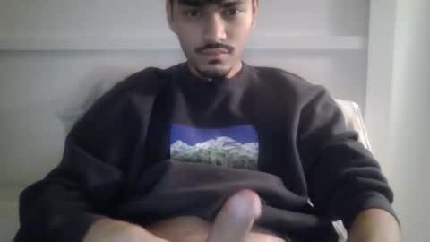 Himmm online show from December 2025 05:50:02 AM