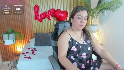 N A H I A online show from February 2026 04:15:02 PM