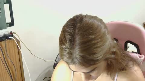 nahiarabiel online show from April 2026 07:03:01 PM