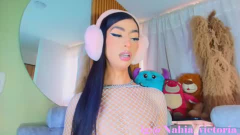 NahiaVictoria  online show from July 2026 07:39:01 PM