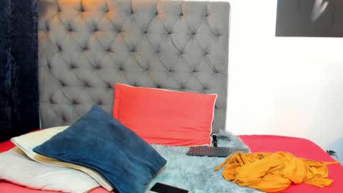 nahirobyy ebonyy online show from February 2026 06:09:01 PM