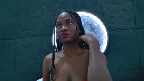 Snapshot of nahomi_williams_ chatting on February 2026 12:12:01 PM Nahomi online show from February 2026 12:12:01 PM