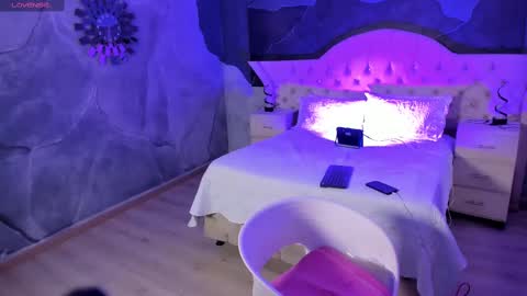 Snapshot of nahomirichards chatting on February 2025 04:24:02 AM Nahomi online show from February 2025 04:24:02 AM