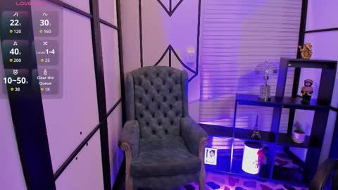 Snapshot of nahomirichards chatting on November 2025 06:35:02 AM Nahomi online show from November 2025 06:35:02 AM