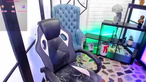 Snapshot of nahomirichards chatting on November 2025 06:01:01 AM Nahomi online show from November 2025 06:01:01 AM