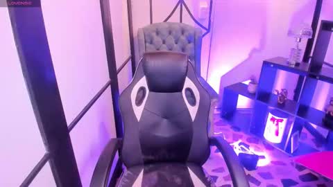 Snapshot of nahomirichards chatting on January 2026 03:53:01 AM Nahomi online show from January 2026 03:53:01 AM