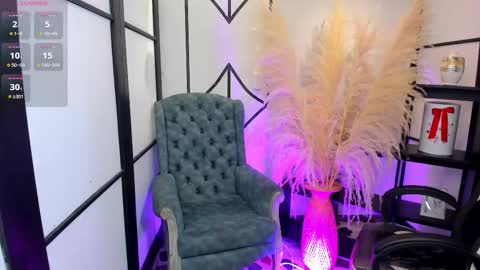 Snapshot of nahomirichards chatting on February 2026 04:33:02 AM Nahomi online show from February 2026 04:33:02 AM