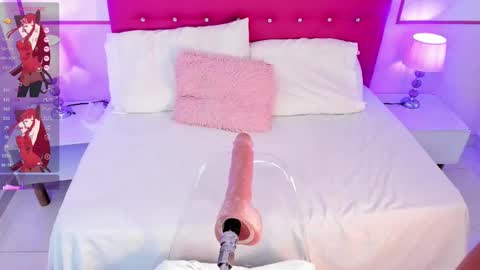 Snapshot of nahomyroberts chatting on March 2025 06:22:02 PM Nahomy Roberts online show from March 2025 06:22:02 PM