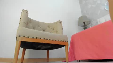 Snapshot of naia_cox chatting on November 2025 03:49:02 AM naia_cox online show from November 2025 03:49:02 AM