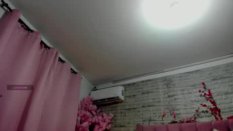 naiawhisper online show from February 2026 11:53:02 AM