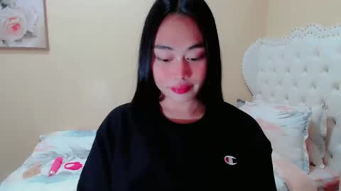 Snapshot of nairobi_fuckdoll chatting on December 2024 12:30:01 PM Kate online show from December 2024 12:30:01 PM