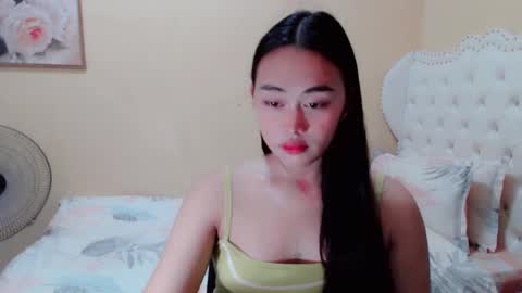 Snapshot of nairobi_fuckdoll chatting on January 2025 05:07:02 PM Kate online show from January 2025 05:07:02 PM