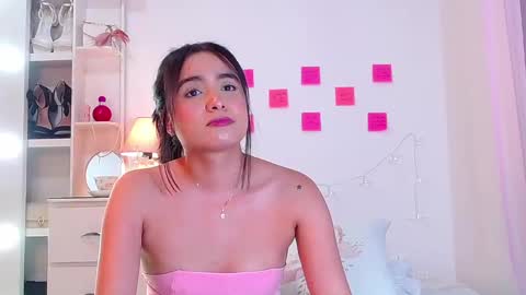 Naissha online show from February 2025 09:48:02 PM