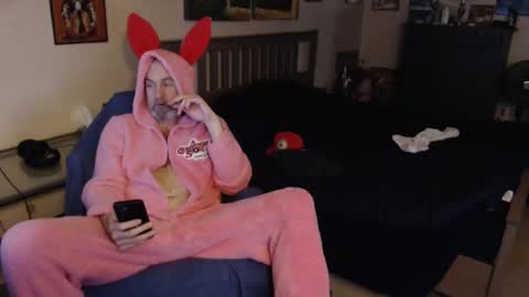 Snapshot of nakedmonkey chatting on December 2024 02:53:02 AM nakedmonkey online show from December 2024 02:53:02 AM