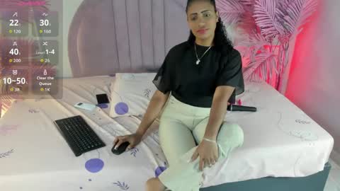 nalapalmer online show from May 2026 07:01:01 PM