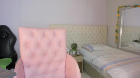 nami_sam online show from December 2024 03:21:01 PM