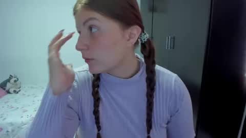 Snapshot of namibecker chatting on February 2025 01:35:02 PM Nami online show from February 2025 01:35:02 PM